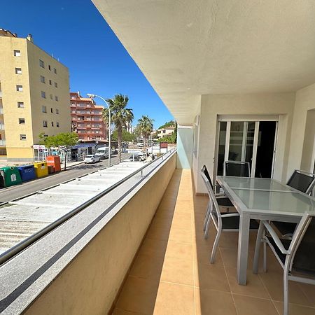 Agi Drugstore Apartments Roses Luaran gambar